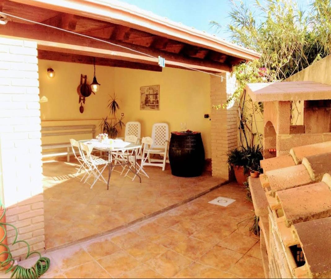 B&B Su Frori Arrubiu Teulada Buitenkant foto